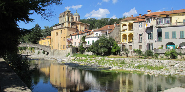 Pontremoli,_lungomagra_04-2